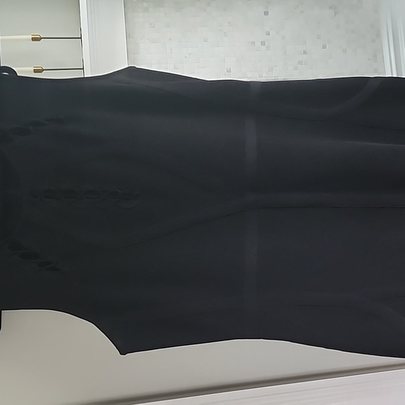 GUESS XL black curve hugging dress - Picture 3 of 6